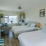 Bed & Breakfast The Gaslight Self Catering Donegal *