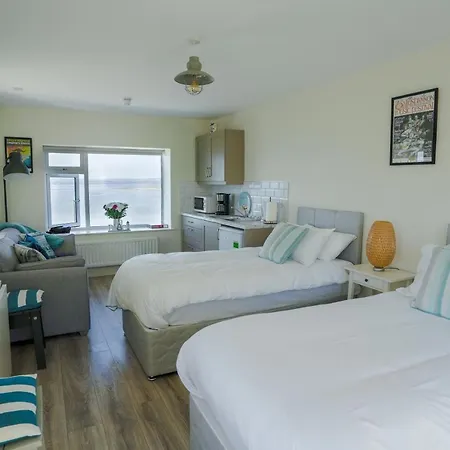 ベッド・アンド・ブレックファスト The Gaslight Self Catering Donegal *