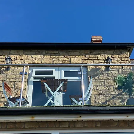 The Gaslight Self Catering Donegal לינה וארוחת בוקר *